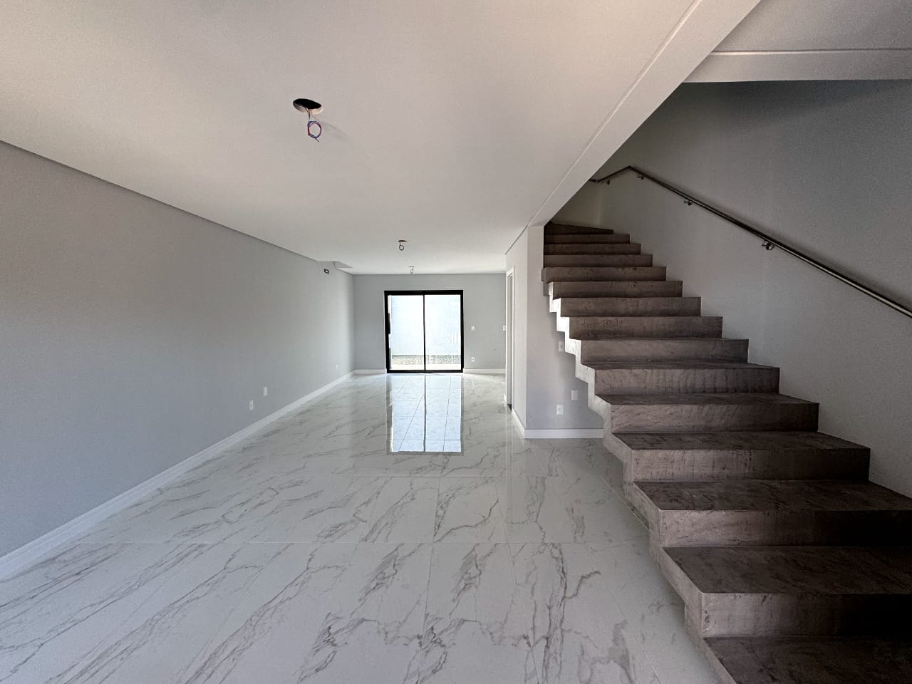 WhatsApp Image 2025-12-05 at 14.32.16